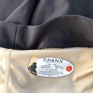 spanx Pants - Spanx Bod-a-Bling Cropped Pants Built in Liner L spanx Pants - Spanx Bod-a-Bling Cropped Pants Built in Liner L